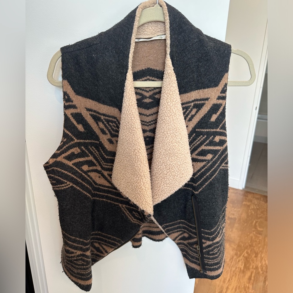 Twelfth Street by Cynthia Vincent Aztec Vest Size S.